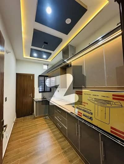 8 marla upper portion for Rent