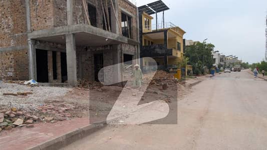 بحریہ انکلیو - سیکٹر سی1 ایکسٹینشن بحریہ انکلیو,بحریہ ٹاؤن,اسلام آباد میں 10 مرلہ رہائشی پلاٹ 1.35 کروڑ میں برائے فروخت۔