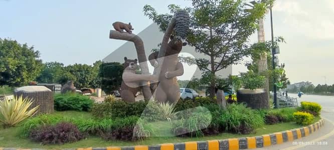 بحریہ انکلیو - سیکٹر سی 1 بحریہ انکلیو,بحریہ ٹاؤن,اسلام آباد میں 2 کمروں کا 5 مرلہ فلیٹ 1.05 کروڑ میں برائے فروخت۔