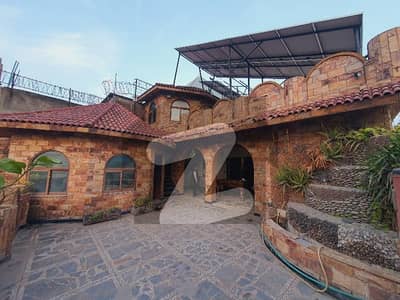 Triple Storey House With 10 Kv Solar System