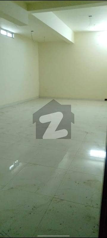 صائمہ لگژری ہومز کراچی میں 5 کمروں کا 10 مرلہ مکان 1.5 لاکھ میں کرایہ پر دستیاب ہے۔