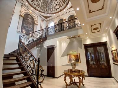 ڈی ایچ اے فیز 6 - بلاک جی فیز 6,ڈیفنس (ڈی ایچ اے),لاہور میں 5 کمروں کا 1 کنال مکان 10.5 کروڑ میں برائے فروخت۔