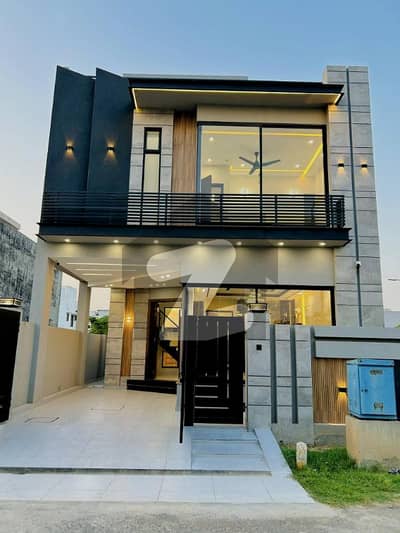 3 Years Installments Plan 3.5 Marla Brand New House For Sale In Park View City