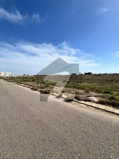 ڈی ایچ اے فیز 8 ڈی ایچ اے ڈیفینس,کراچی میں 4 کنال رہائشی پلاٹ 45.0 کروڑ میں برائے فروخت۔