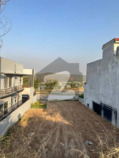 14 Marla Hill Top Plot With Top Height View Of Whole Bahria Phase 8