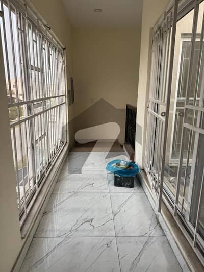 1 Kanal Upper Portion For Rent In DHA Phase 8 Broadway