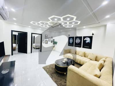 ڈی ایچ اے فیز 8 ڈیفنس (ڈی ایچ اے),لاہور میں 2 کمروں کا 5 مرلہ فلیٹ 1.7 لاکھ میں کرایہ پر دستیاب ہے۔