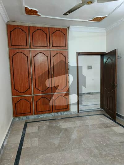 8 Marla Separate House For Rent  (Hiring Also Possibile)