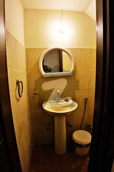 LUXURIOUS 10 Marla hOuse Available For Rent In B-Block Green Avenue Society . . . . LUXURIOUS 10 Marla hOuse Available For Rent In B-Block Green Avenue Society . . . .