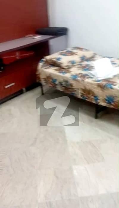 علامہ اقبال ٹاؤن لاہور میں 3 کمروں کا 3 مرلہ مکان 1.55 کروڑ میں برائے فروخت۔