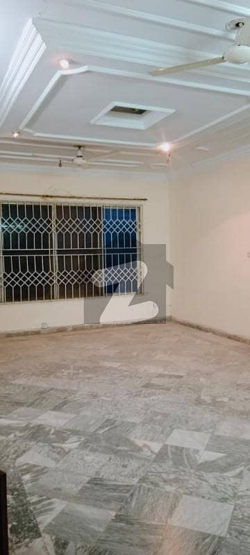 گلریز ہاؤسنگ سوسائٹی فیز 6 گلریز ہاؤسنگ سکیم,راولپنڈی میں 4 کمروں کا 12 مرلہ مکان 62.0 ہزار میں کرایہ پر دستیاب ہے۔