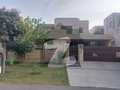 1-KANAL ELEGANT AND FULLY MAINTAINED SUPER HOT LOCATED BUNGALOW IS AVAILABLE IN THE BEST BLOCK OF DHA LAHORE