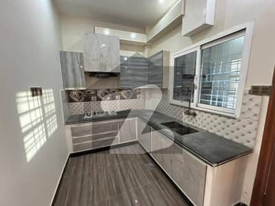 5 Marla ( 25*50 In Executive Block ) Brand New House.