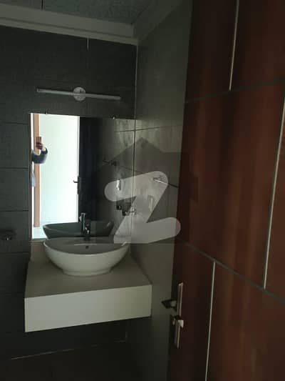 ڈی ایچ اے فیز 1 - سیکٹر بی ڈی ایچ اے ڈیفینس فیز 1,ڈی ایچ اے ڈیفینس,اسلام آباد میں 2 کمروں کا 1 کنال زیریں پورشن 1.0 لاکھ میں کرایہ پر دستیاب ہے۔