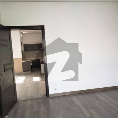 Defence Phase 05 One Kanal Upper Portion with Lower Locked Lowest Rent