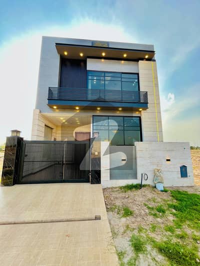 5 Marle Beautiful House Available for sale