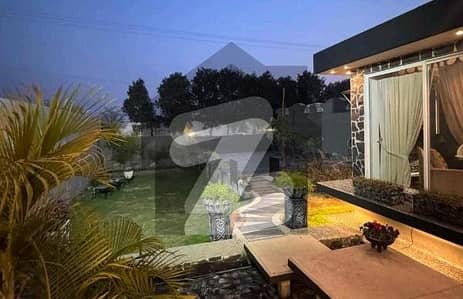 بیدیاں روڈ لاہور میں 2 کمروں کا 6 کنال فارم ہاؤس 6.0 کروڑ میں برائے فروخت۔