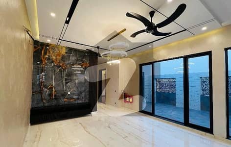 10 Marla House For Sale In Lahore