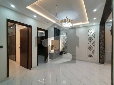 On Excellent Location 5 Marla House Is Available In Affordable Price In Park View City - Crystal Block