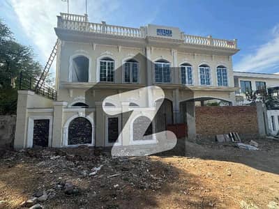 Highly-Coveted 16 Marla House Is Available In Bani Gala For Sale