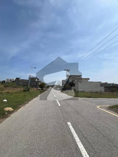 A very ideal location plot for sale