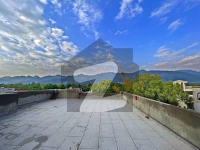 ایف ۔ 7 مرکز ایف ۔ 7,اسلام آباد میں 16 مرلہ Studio دفتر 12.0 لاکھ میں کرایہ پر دستیاب ہے۔