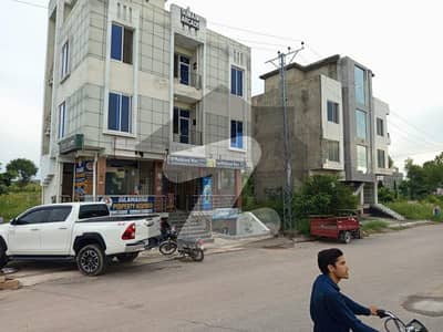 1 Kanal Plot on Main Road Corner Plot. ( 600 Sq Yards ) ( 5400 Sq Ft ) ( 60*90 in Block C ) Residential Plot.