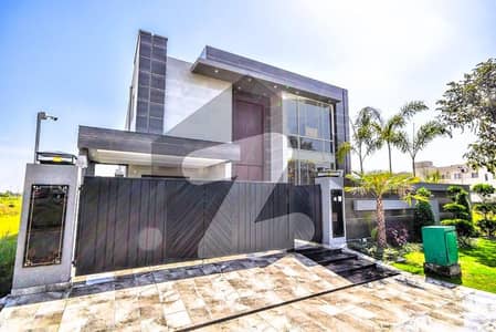 10 Marla Most Luxury Near To Commercial Bungalow For Sale 10 Marla Most Luxury Near To Commercial Bungalow For Sale