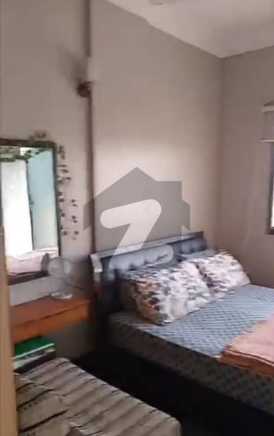 شاہراہِ فیصل کراچی میں 3 کمروں کا 5 مرلہ فلیٹ 1.1 کروڑ میں برائے فروخت۔