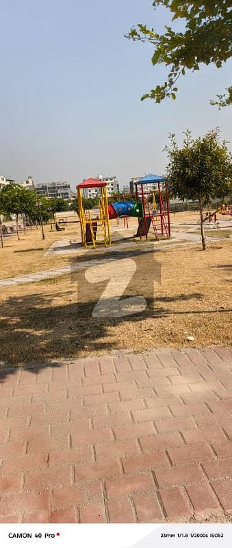 Sector: G, 8 Marla plot for sale bahria enclave Islambad