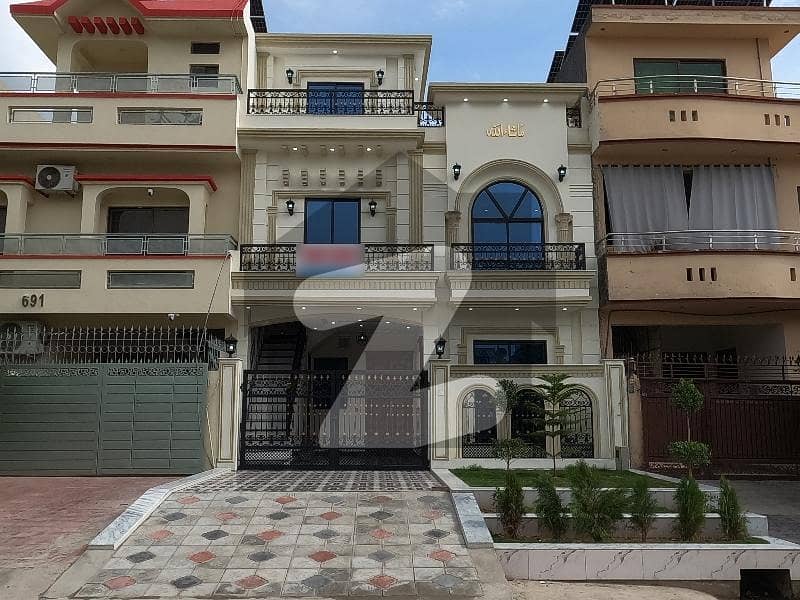 On Excellent Location On Excellent Location