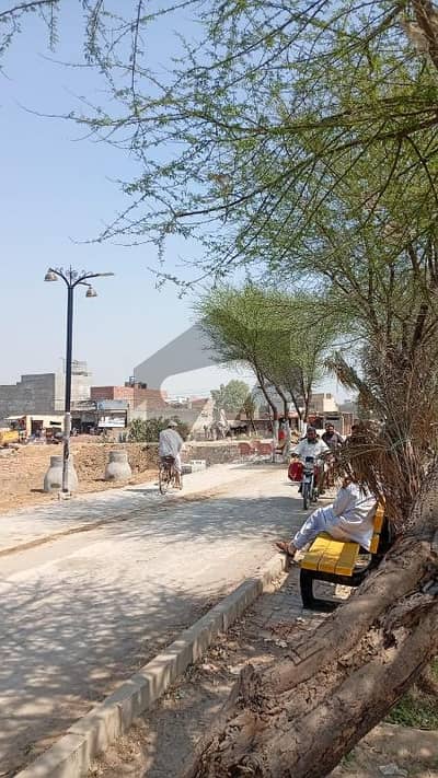 تھیٹر لاہور میں 4 کنال پلاٹ فارم 3.0 کروڑ میں برائے فروخت۔