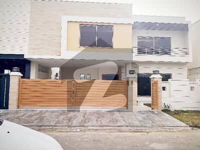 عسکری 10 عسکری,لاہور میں 5 کمروں کا 15 مرلہ مکان 3.0 لاکھ میں کرایہ پر دستیاب ہے۔