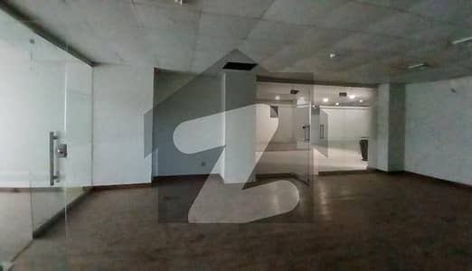 شاہراہِ فیصل کراچی میں 1 کنال دفتر 20.83 لاکھ میں کرایہ پر دستیاب ہے۔