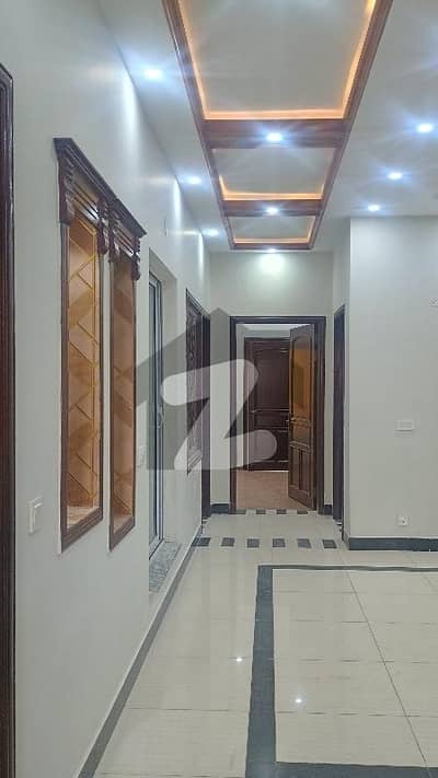 Prime Location Good 10 Marla House For Sale In Top City 1 - Block D