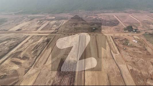 مارگلہ انکلیو مارگلہ ایونیو,اسلام آباد میں 1 کنال رہائشی پلاٹ 2.75 کروڑ میں برائے فروخت۔