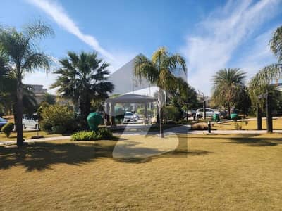 ٹاپ سٹی 1 - بلاک اے ٹاپ سٹی 1,اسلام آباد میں 10 مرلہ رہائشی پلاٹ 1.98 کروڑ میں برائے فروخت۔