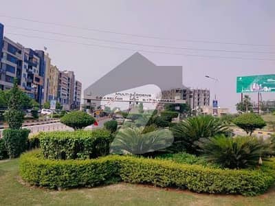 2 Bed Apartment Available for Rent (Daily & Monthly) Furnished & Non-Furnished Options  Location: Multi Gardens B-17, Islamabad