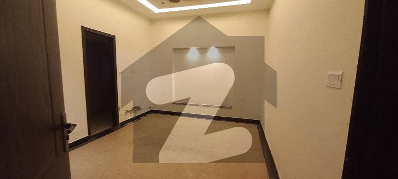 Beautiful 5 Marla House Available For Rent Beautiful 5 Marla House Available For Rent