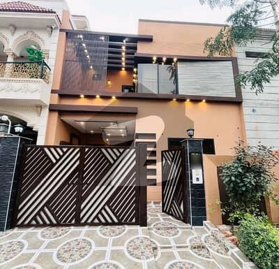 Stunning Prime Location 5 Marla House In Citi Housing Society Available