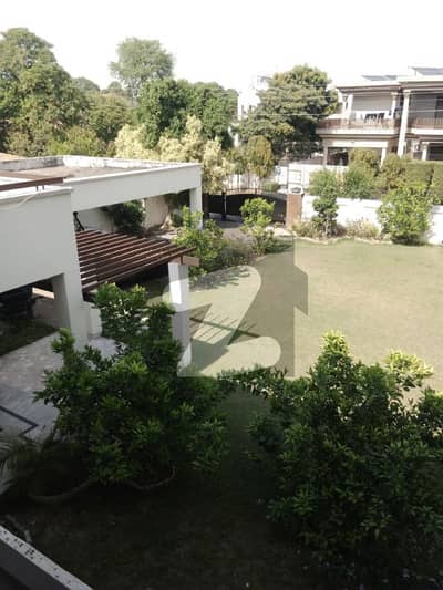 ڈی ایچ اے فیز 1 - بلاک ایل فیز 1,ڈیفنس (ڈی ایچ اے),لاہور میں 5 کمروں کا 2 کنال مکان 14.0 کروڑ میں برائے فروخت۔