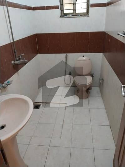 عسکری 11 عسکری,لاہور میں 3 کمروں کا 10 مرلہ مکان 4.45 کروڑ میں برائے فروخت۔