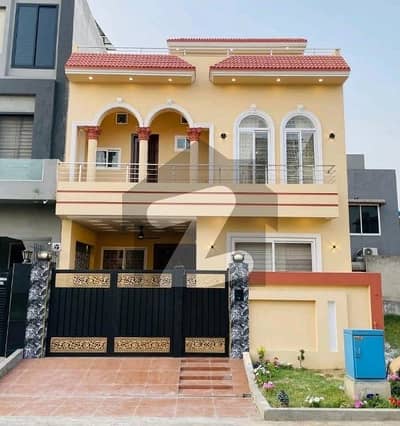 A Prime Location House Of 5 Marla In Citi Housing Society A Prime Location House Of 5 Marla In Citi Housing Society