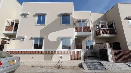 نیا ناظم آباد کراچی میں 4 کمروں کا 5 مرلہ مکان 3.9 کروڑ میں برائے فروخت۔