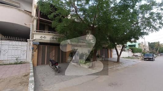 A Prime Location 400 Square Yards House Is Up For Grabs In North Nazimabad