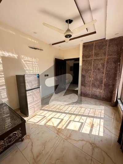 والٹن روڈ لاہور میں 2 کمروں کا 4 مرلہ فلیٹ 65.0 ہزار میں کرایہ پر دستیاب ہے۔