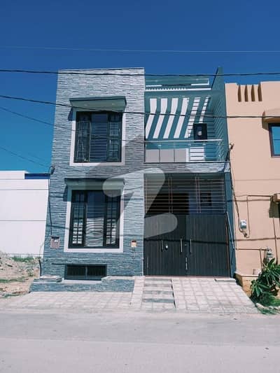 ڈی ایچ اے فیز 7 ڈی ایچ اے ڈیفینس,کراچی میں 3 کمروں کا 4 مرلہ مکان 6.25 کروڑ میں برائے فروخت۔