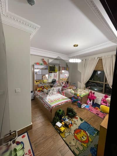 Luxurious Apartment Sea Facing