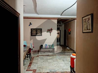 جوہر ٹاؤن فیز 2 جوہر ٹاؤن,لاہور میں 5 کمروں کا 1 کنال مکان 3.5 لاکھ میں کرایہ پر دستیاب ہے۔