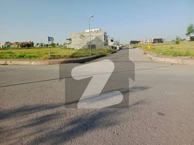 بحریہ ٹاؤن فیز 8 ۔ بلاک این بحریہ ٹاؤن فیز 8,بحریہ ٹاؤن راولپنڈی,راولپنڈی میں 10 مرلہ رہائشی پلاٹ 70.0 لاکھ میں برائے فروخت۔ بحریہ ٹاؤن فیز 8 ۔ بلاک این بحریہ ٹاؤن فیز 8,بحریہ ٹاؤن راولپنڈی,راولپنڈی میں 10 مرلہ رہائشی پلاٹ 70.0 لاکھ میں برائے فروخت۔